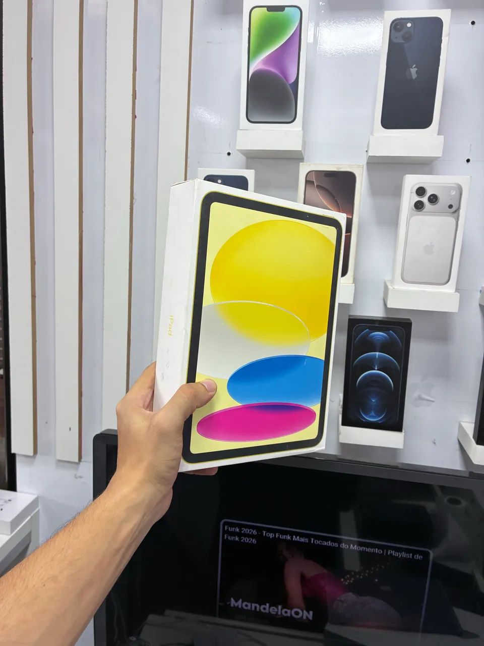 iPad 11 - 128GB ( AMARELO )  - Foto 3