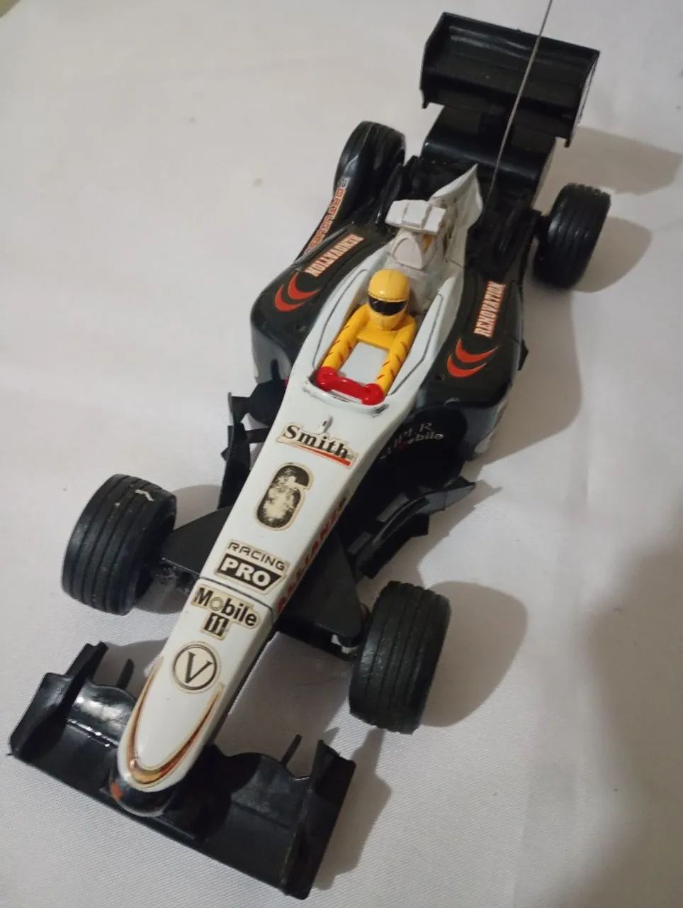 Carrinho de brinquedo, de Formula 1 bem usado 