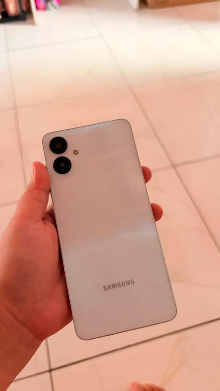 Celular Samsung A06 Usado - Foto 5