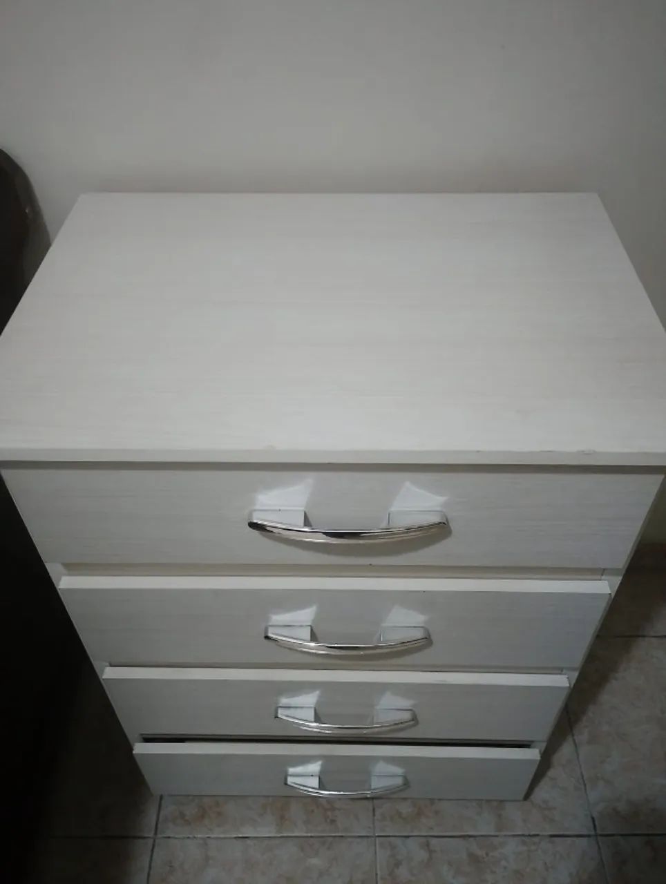 comoda 4 gavetas  - Foto 5