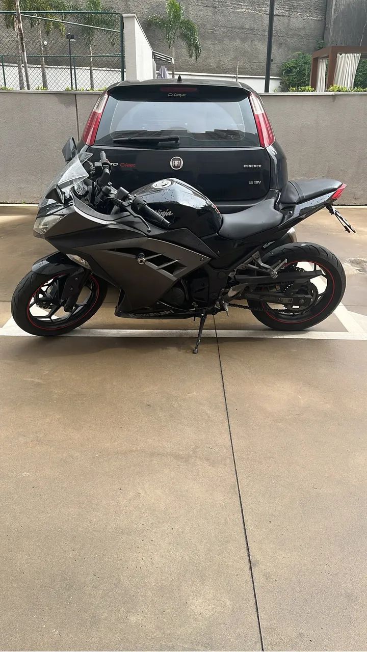 2015 Kawasaki Ninja 300cc - Foto 3