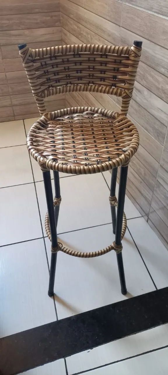 Cadeira alta para mesa americana.  - Foto 4