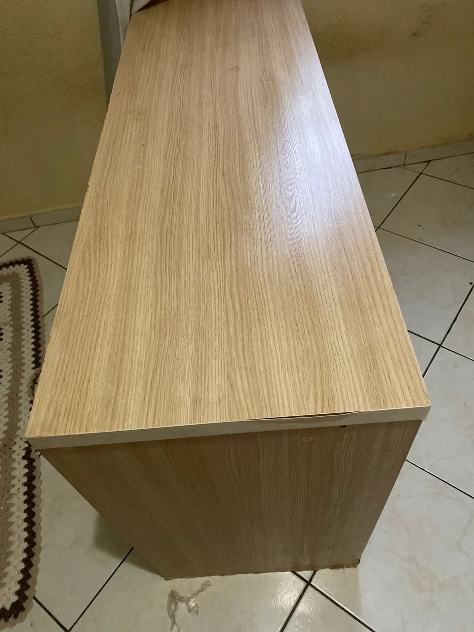 cômoda/escrivaninha bege  - Foto 3