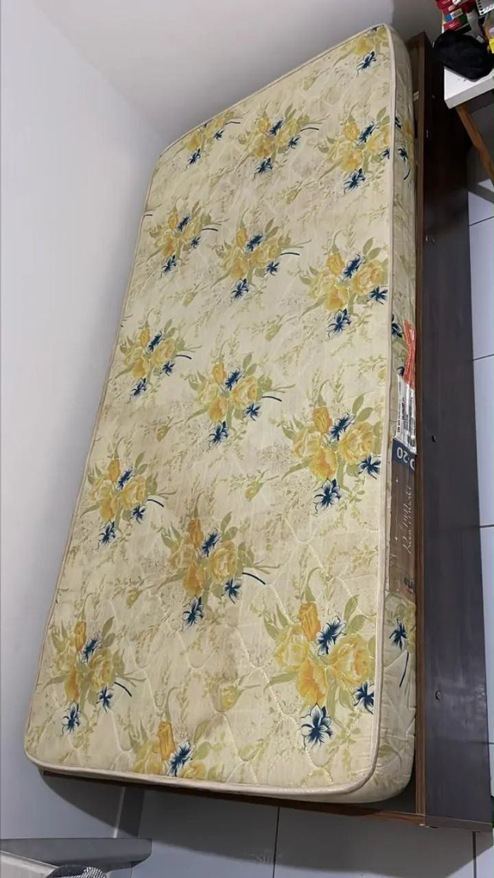 CAMA SEMINOVA COM COLCHÃO - Foto 3