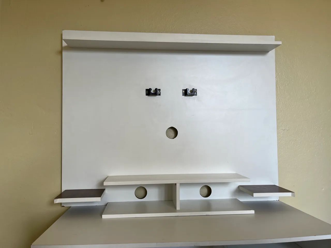 PAINEL PARA TV BRANCO - ATÉ 55? - Foto 2