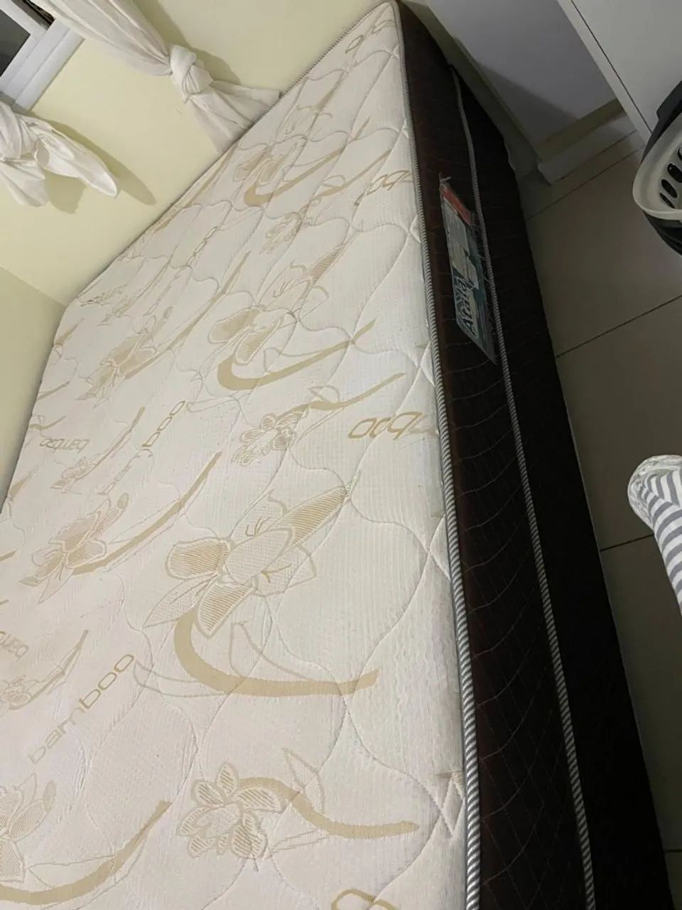 Cama Queen semi nova - Foto 4