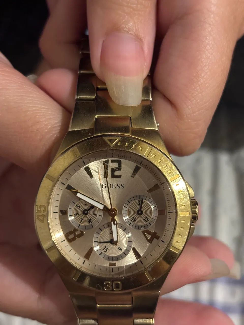 Relógio dourado GUESS - Foto 2