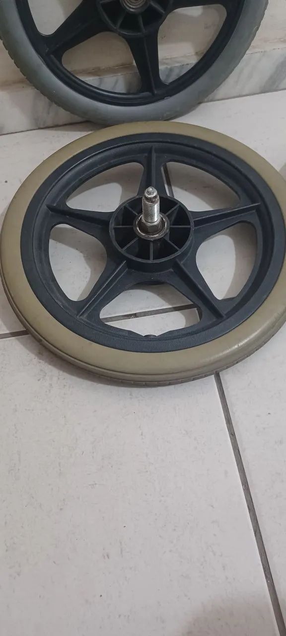 Rodas para cadeira de rodas .cada 29,00 - Foto 3