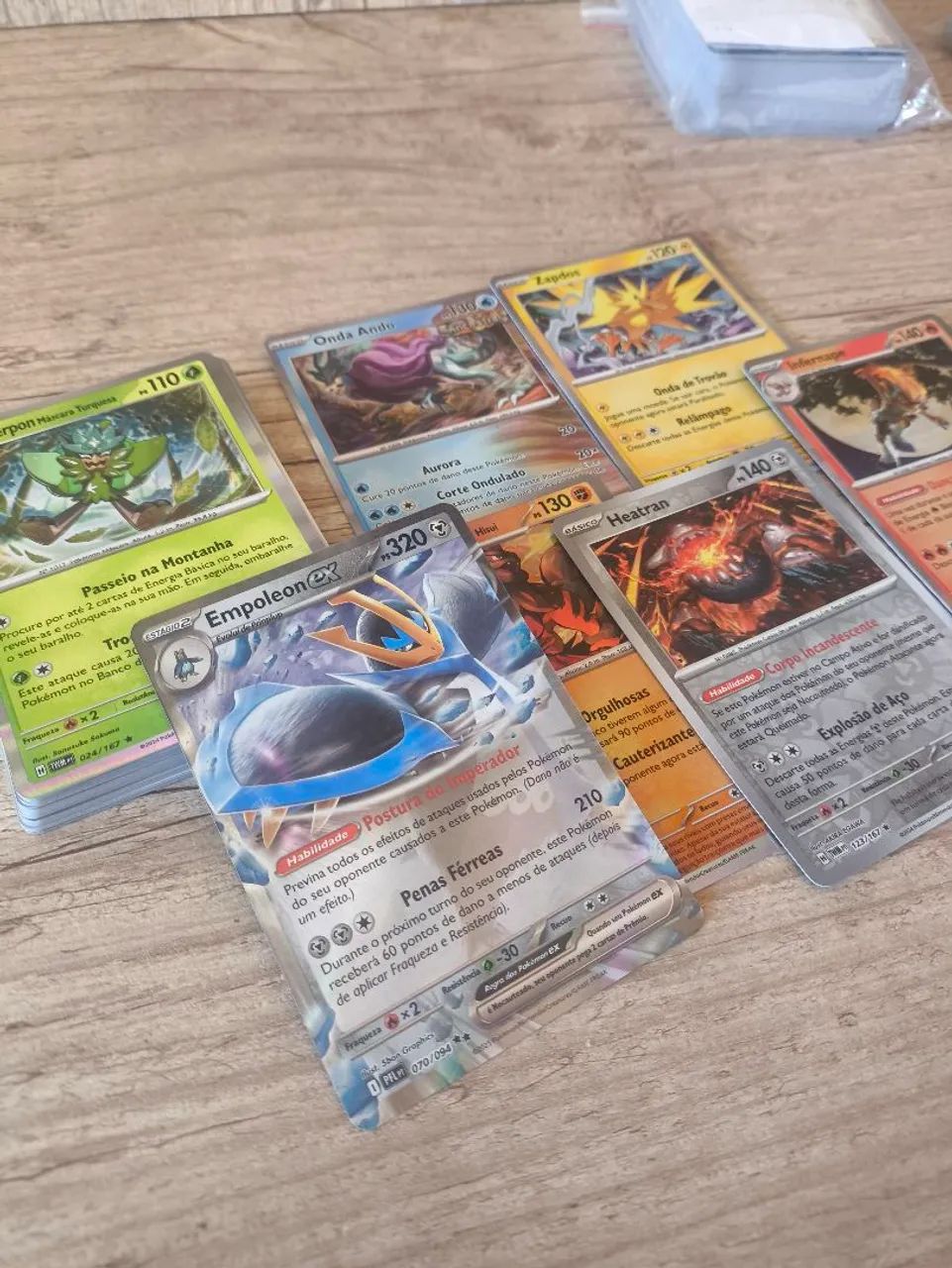 38 Cards - Pokémon TCG - Coroa Estelar  - Foto 5
