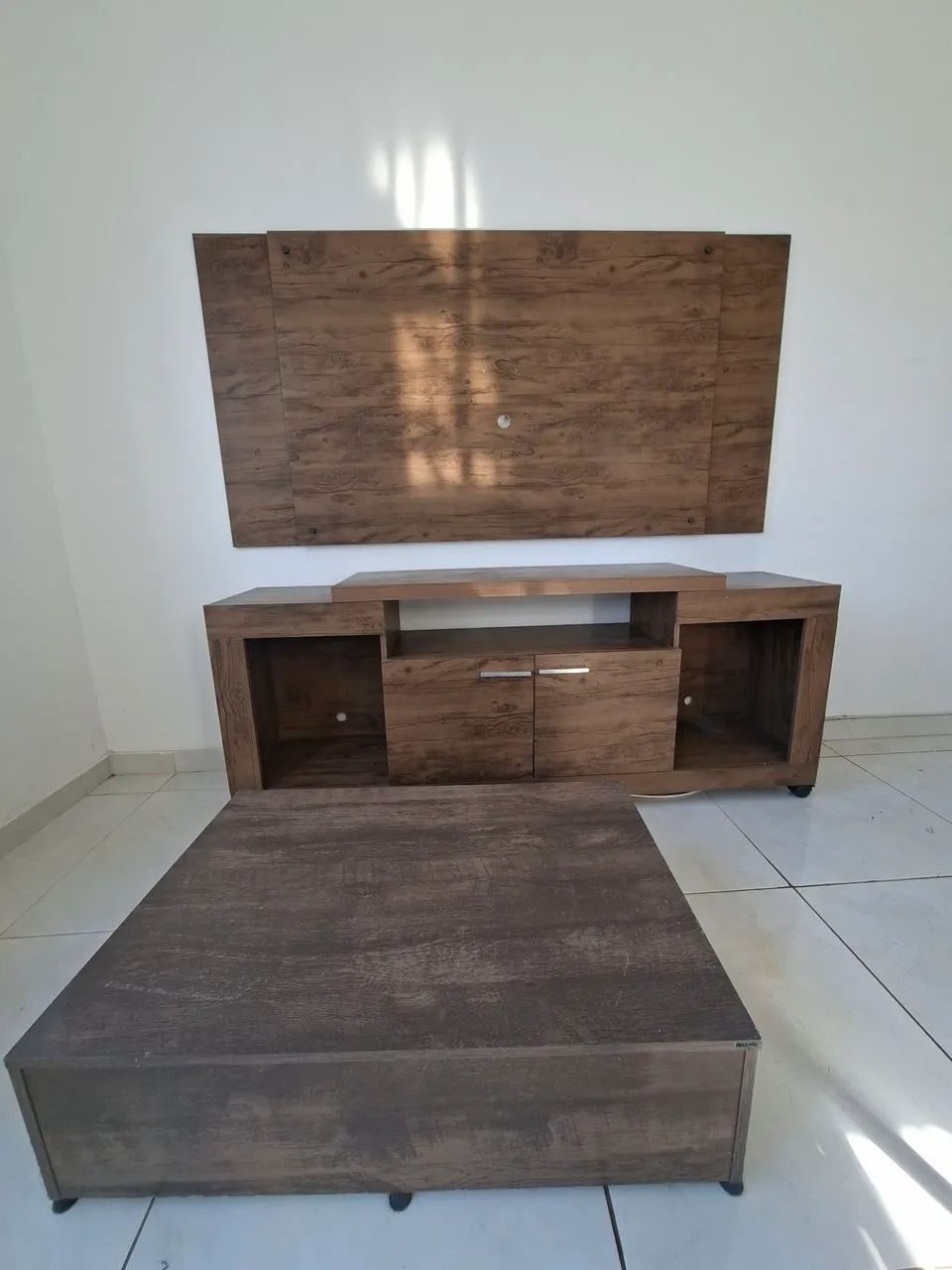 Lindo hack com Painel e Mesa de Centro - Foto 2