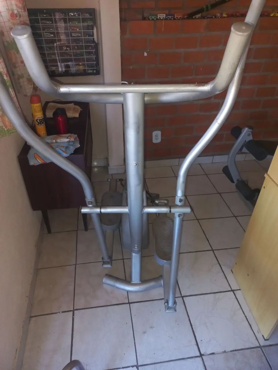 Simulador de caminhadas. - Foto 2