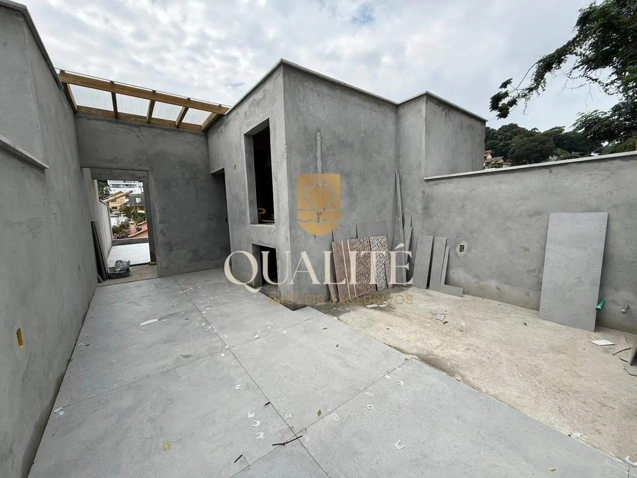 CasaTriplex com 2 Suítes e Rooftop 2 vagas à venda no Centro - Foto 4