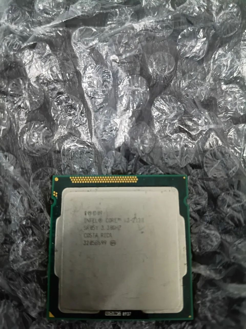 Processador Intel core i3 2128 usado funcionando perfeitamente.