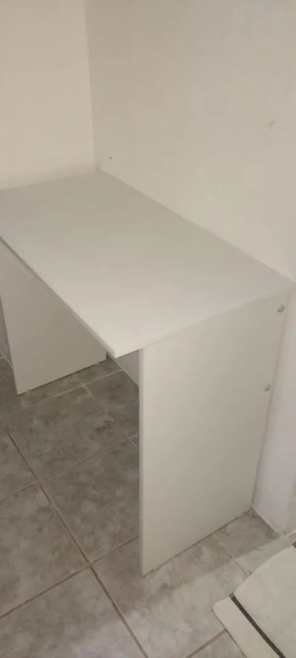 Escrivaninha + cadeira - Foto 2