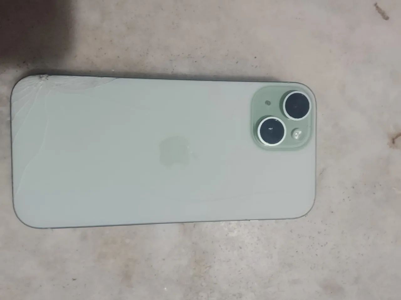 IPhone 15 - 128 GB  - Foto 2