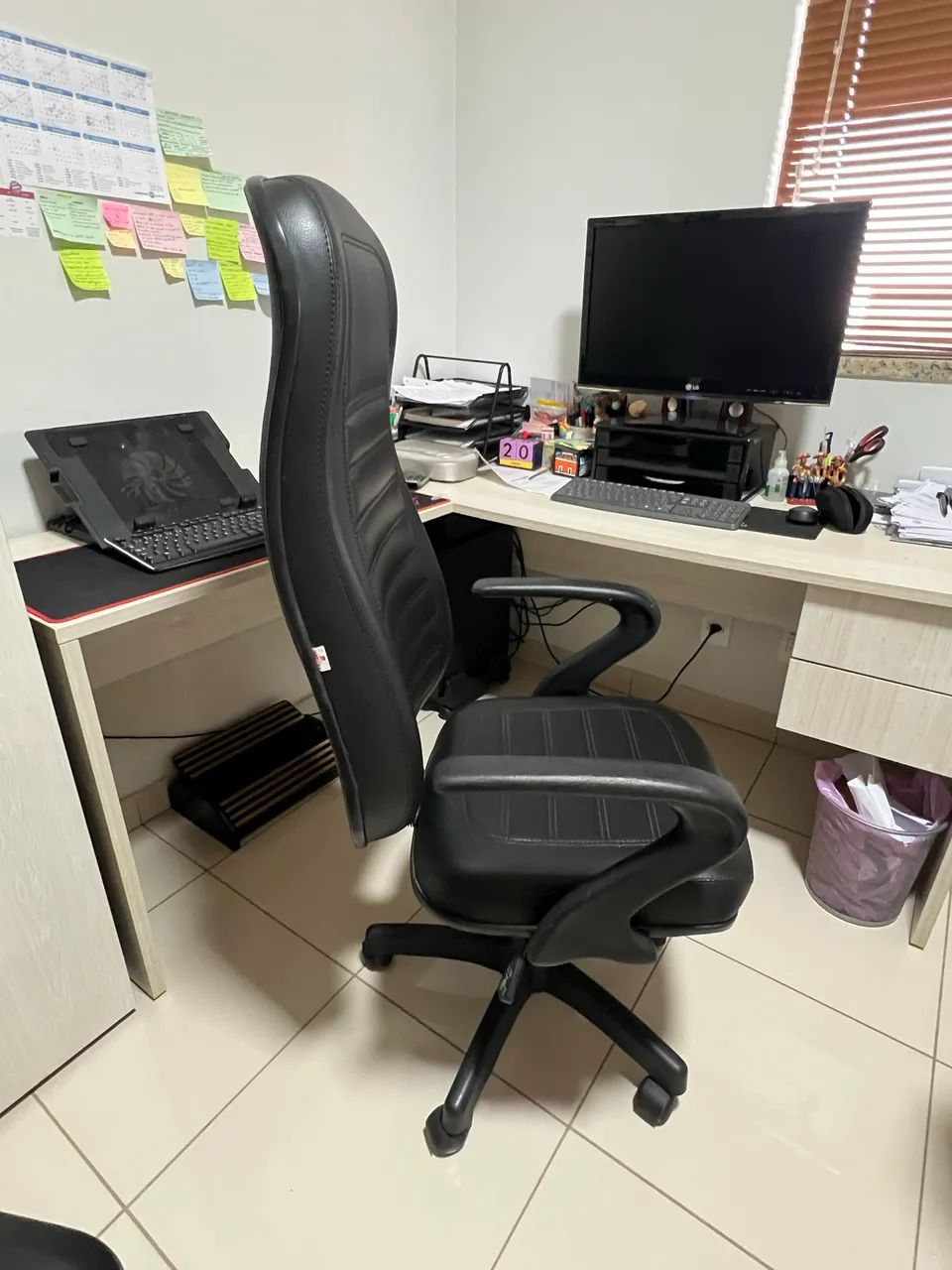 Cadeiras de Escritório Diretor - Foto 2