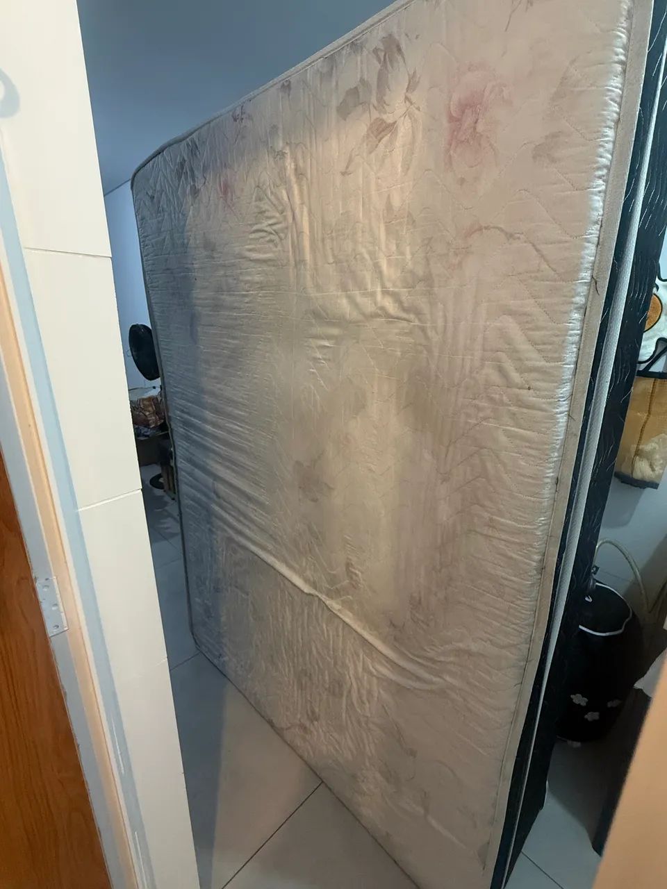 CAMA BOX USADA