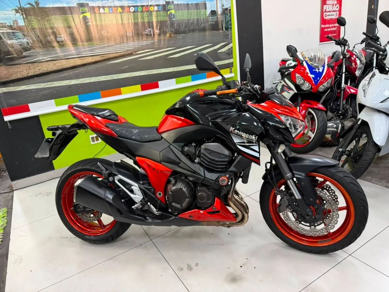 KAWASAKI Z800 - Foto 2