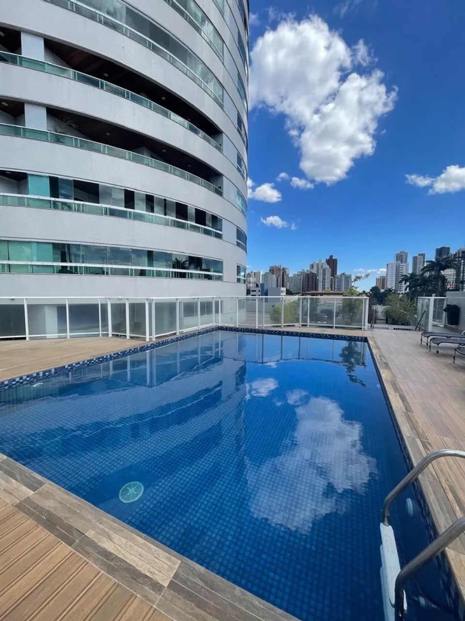 APARTAMENTO EDIFÍCIO TORRE GÊMEAS - VISTA CATEDRAL - NOVO CENTRO - MARINGÁ/PR - Foto 2