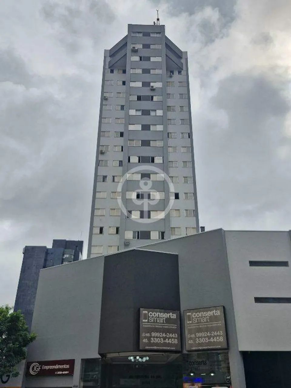 Apartamento mobiliado para locação - Centro