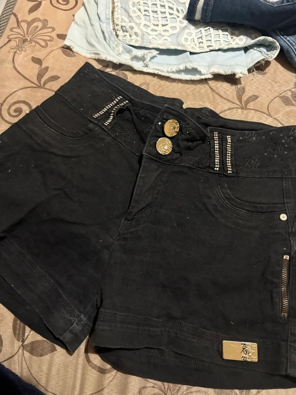 Short Jeans