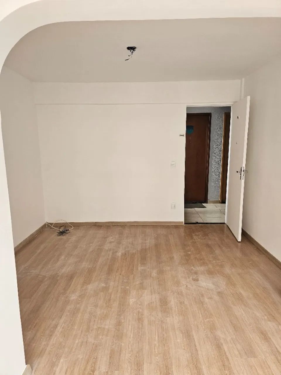 Alugo apartamento 2 quartos no Setor Central - Foto 2
