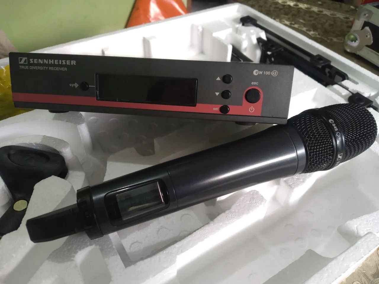Microfone Profissional Sem Fio Sennheiser Ew100 G3 - Foto 5