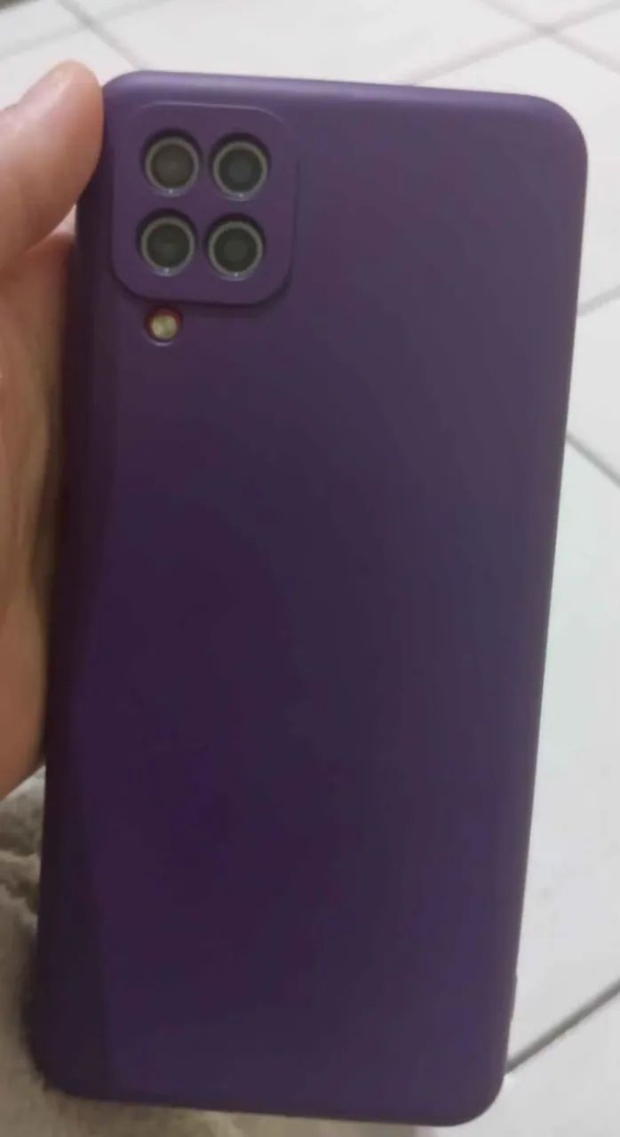 Celular praticamente novo, sem mt tempo de uso - Foto 2