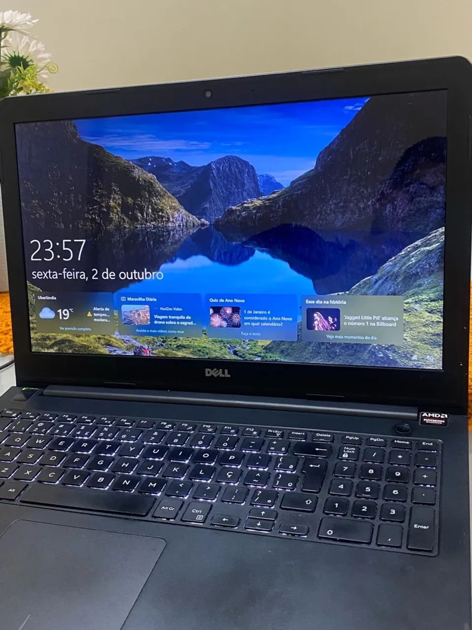 Título: Notebook Dell Inspiron i7 8GB SSD 256GB Radeon R7 - Foto 3