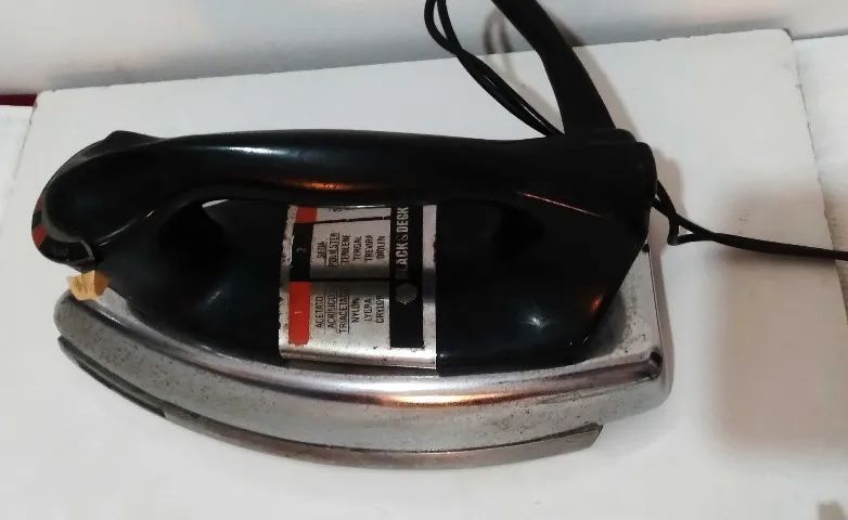 Ferro de passar roupa Black&Decker 120v - Foto 4