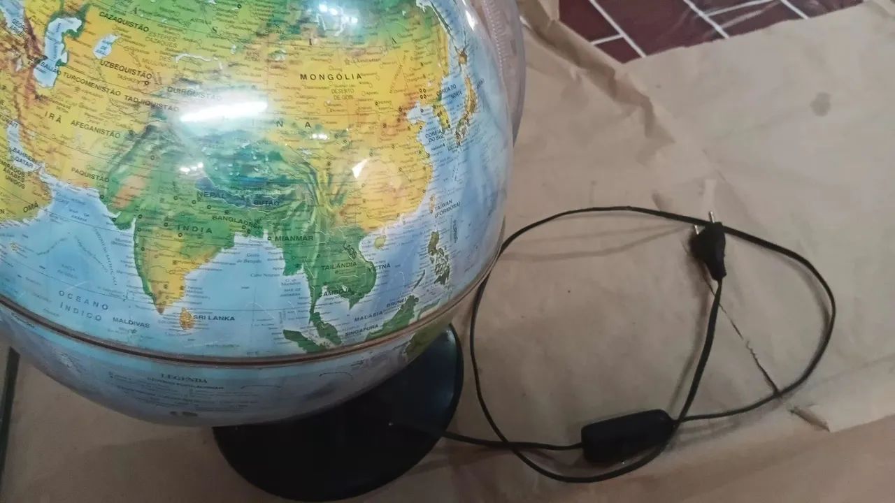 Abajur Globo terrestre  - Foto 2