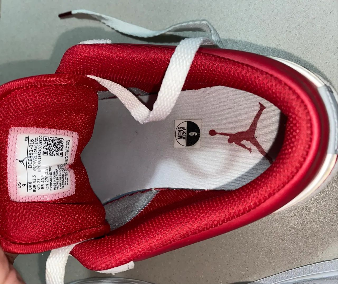 Air Jordan Red & Grey  - Foto 5