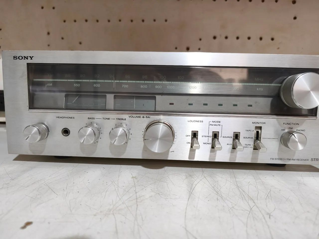 Lindo Receiver Sony STR 12BS