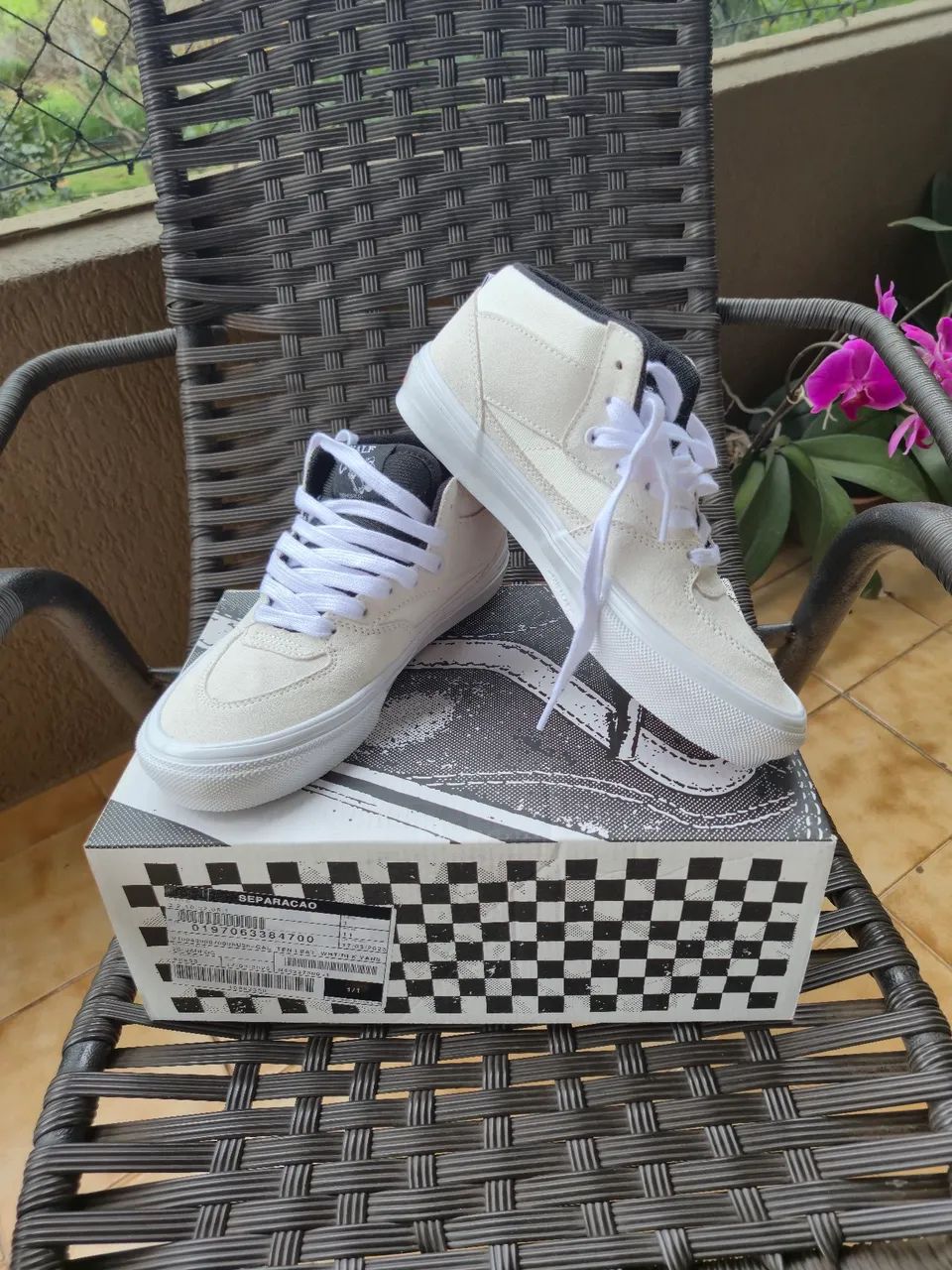 Vans Half Cab Off-White / Cano Médio
