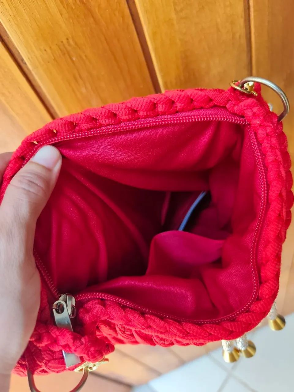 Bolsa vermelha de crochê  - Foto 2