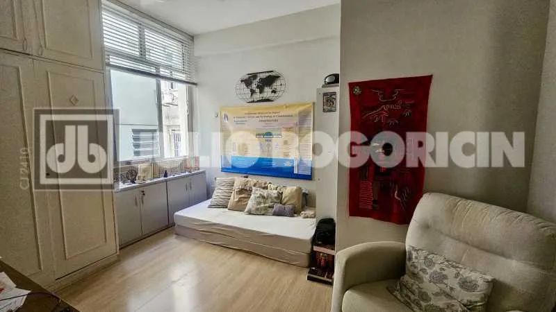 Apartamento : / Residencial / Leblon
