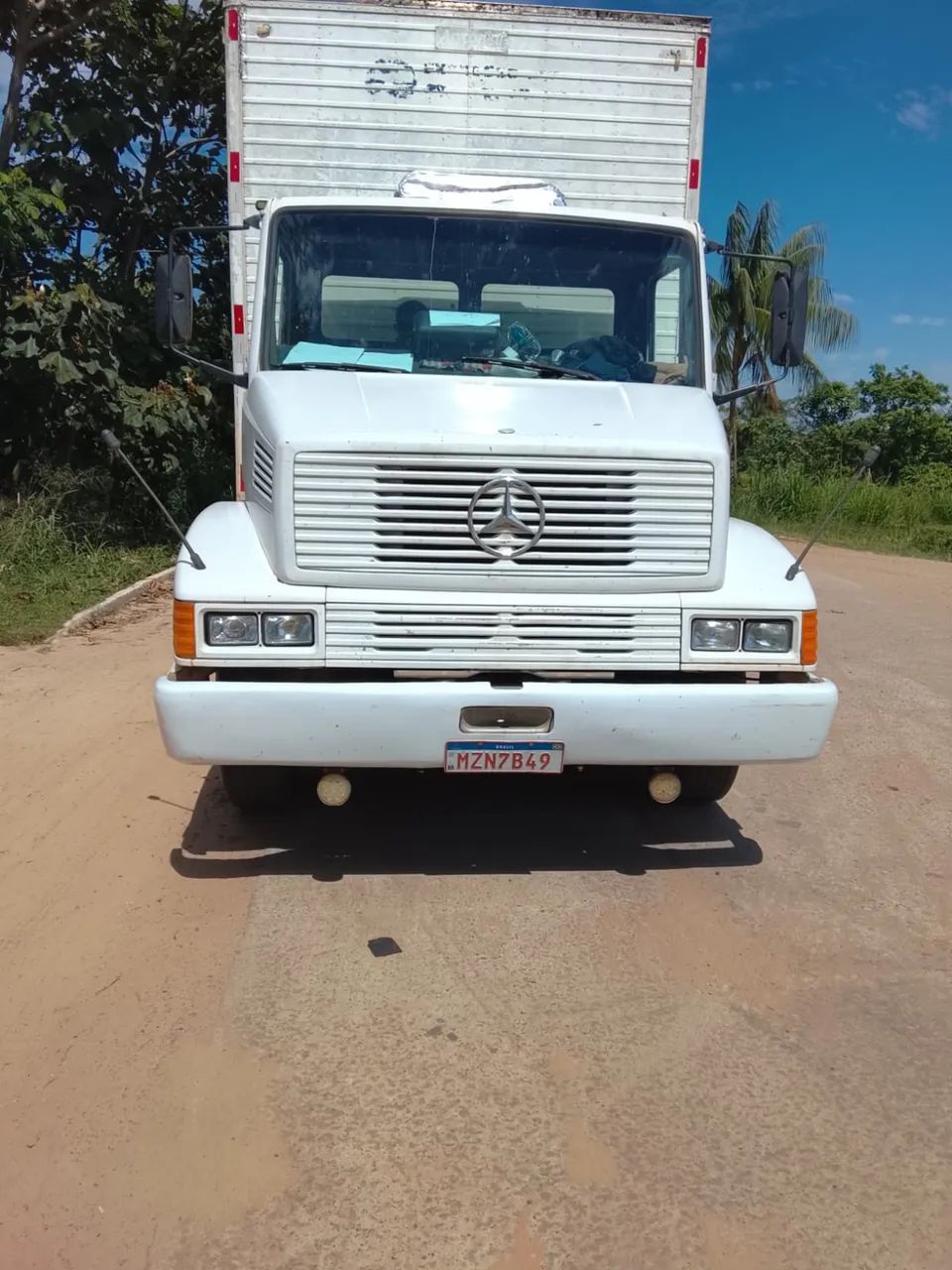 CAMINHÃO TRUCADO BAÚ  - Foto 4