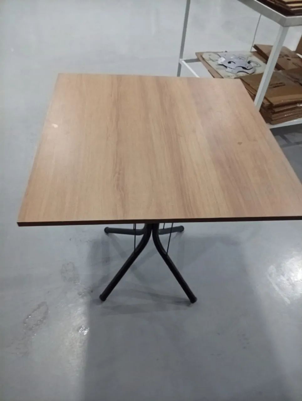 Mesa cozinha  com 4 cadeiras linda