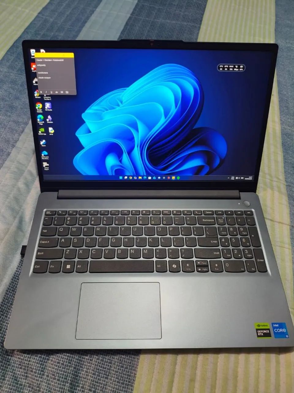 Notebook Lenovo Loq (modelo:15IAX9E) - Foto 4