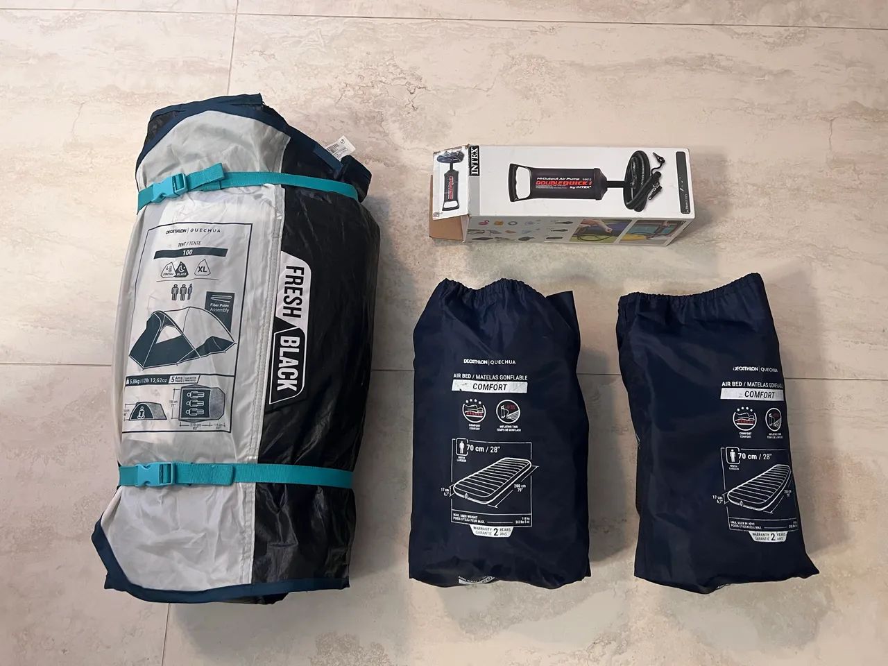 Kit Camping com barraca e colchão Decathlon