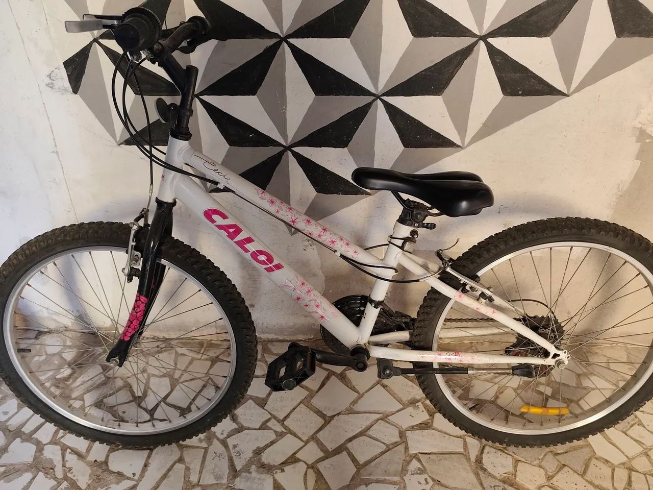Bicicleta aro 24 com marcha  - Foto 2