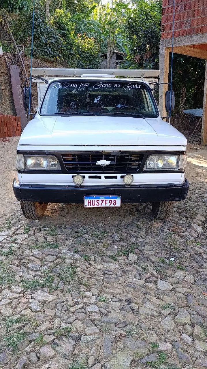 Chevrolet D40