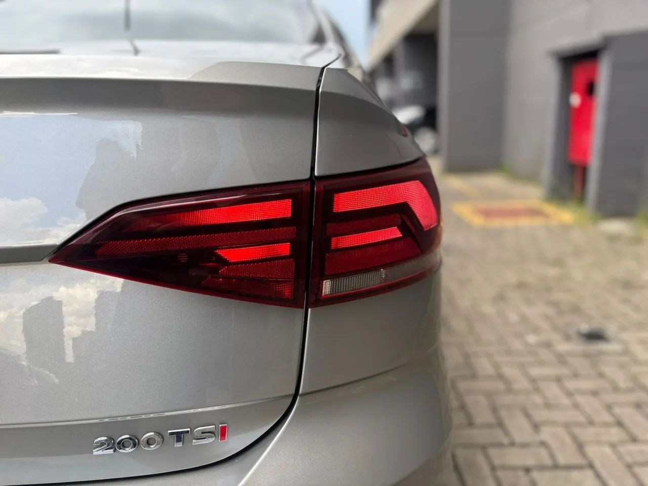 Volkswagen Virtus Highline 200 TSI 1.0 Flex 12V Aut, foto 14 de 15