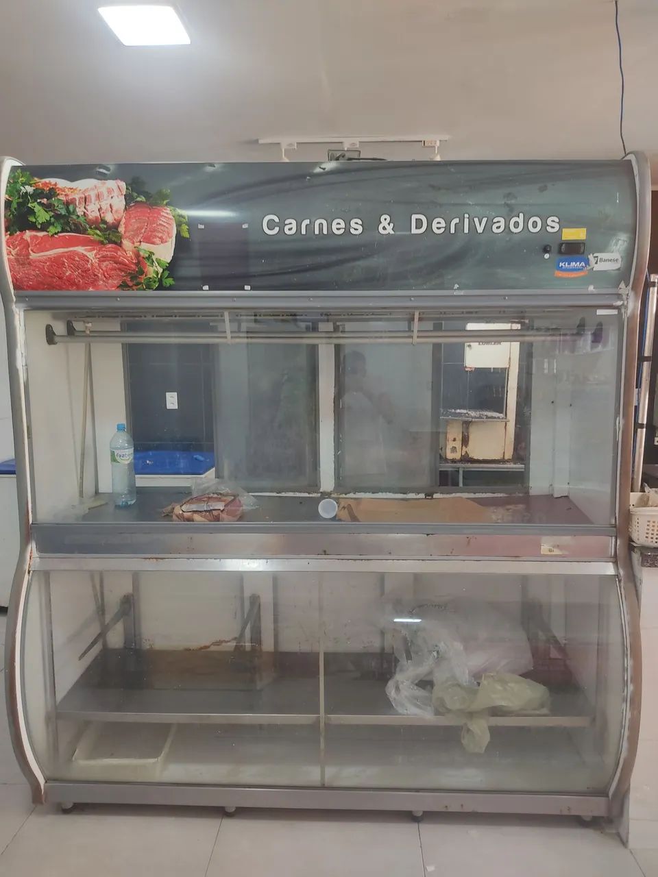 Frizer Espósito de carne no precinho?