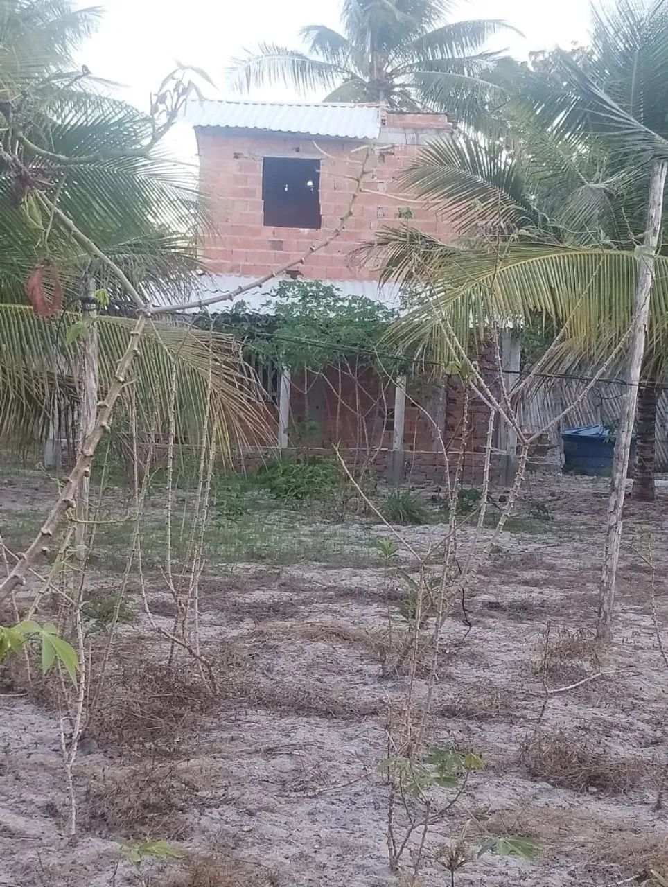 Terreno c/ casa inacabada - Foto 2
