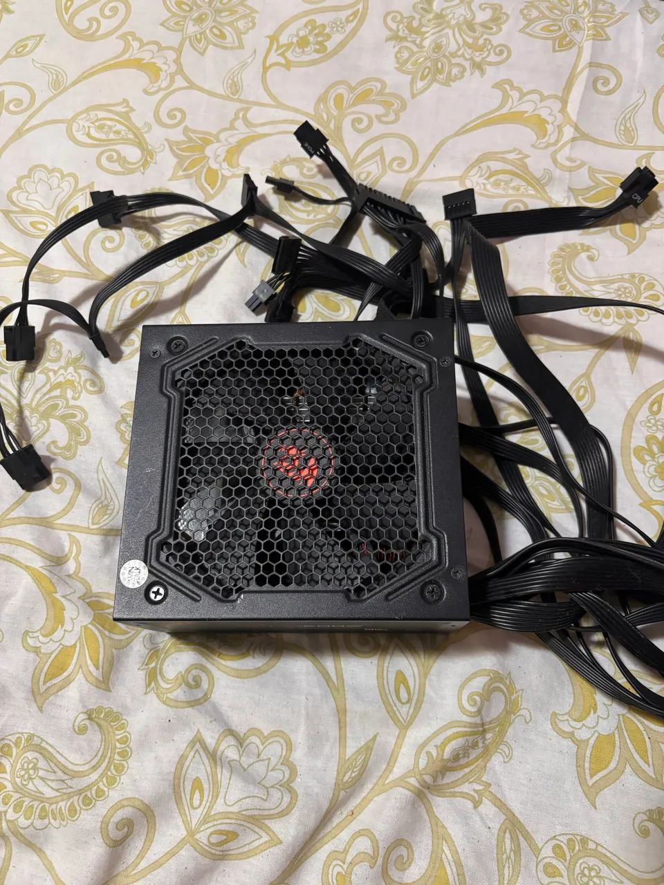Fonte pc 600w Redragon  - Foto 3