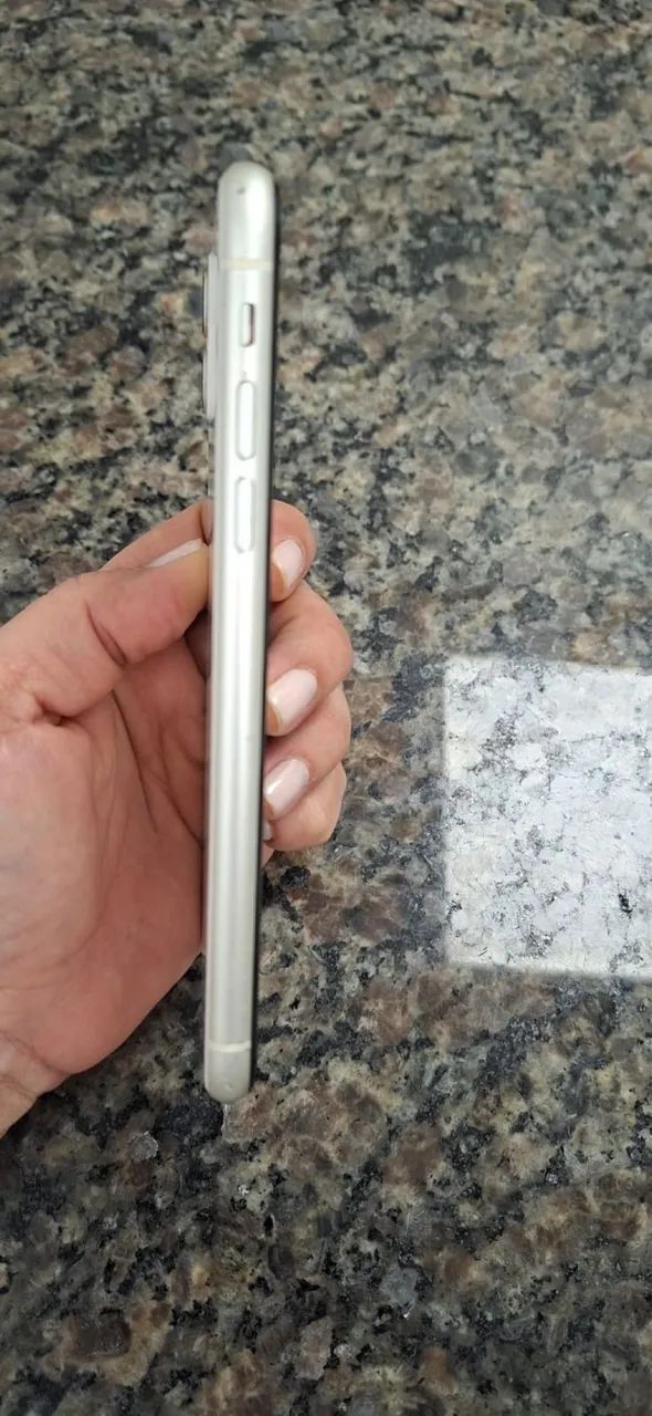 Vendo iPhone 11 - Foto 2