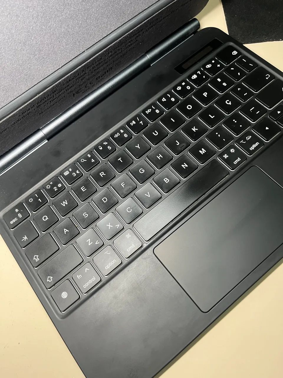 TECLADO MAGNÉTICO IPAD 11/ 10 2022 - Foto 4