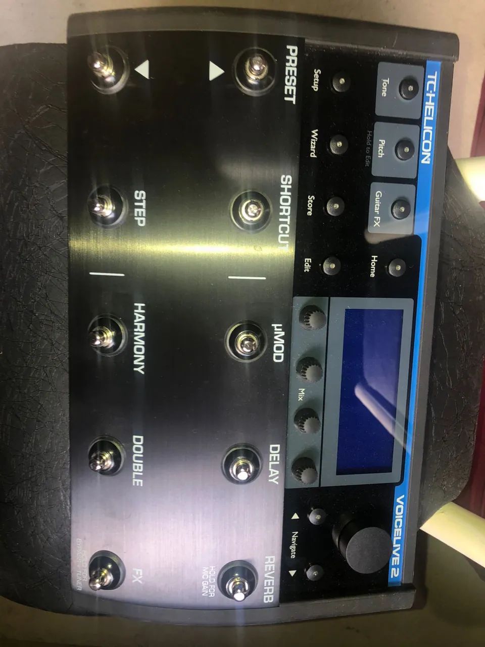 Pedal profissional efeitos voz tchelicon voice live 2