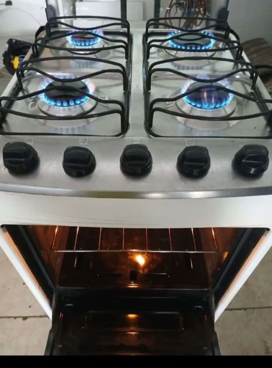 Fogão  Electrolux  - Foto 2